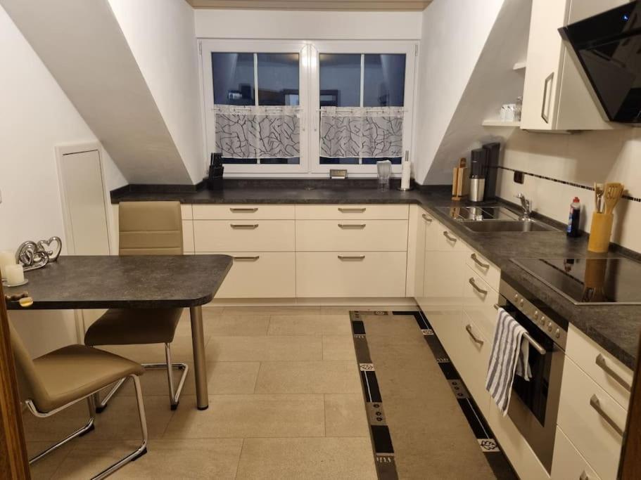 Thierhaupten Gemuetliche Wohnung Am Waldrand מראה חיצוני תמונה