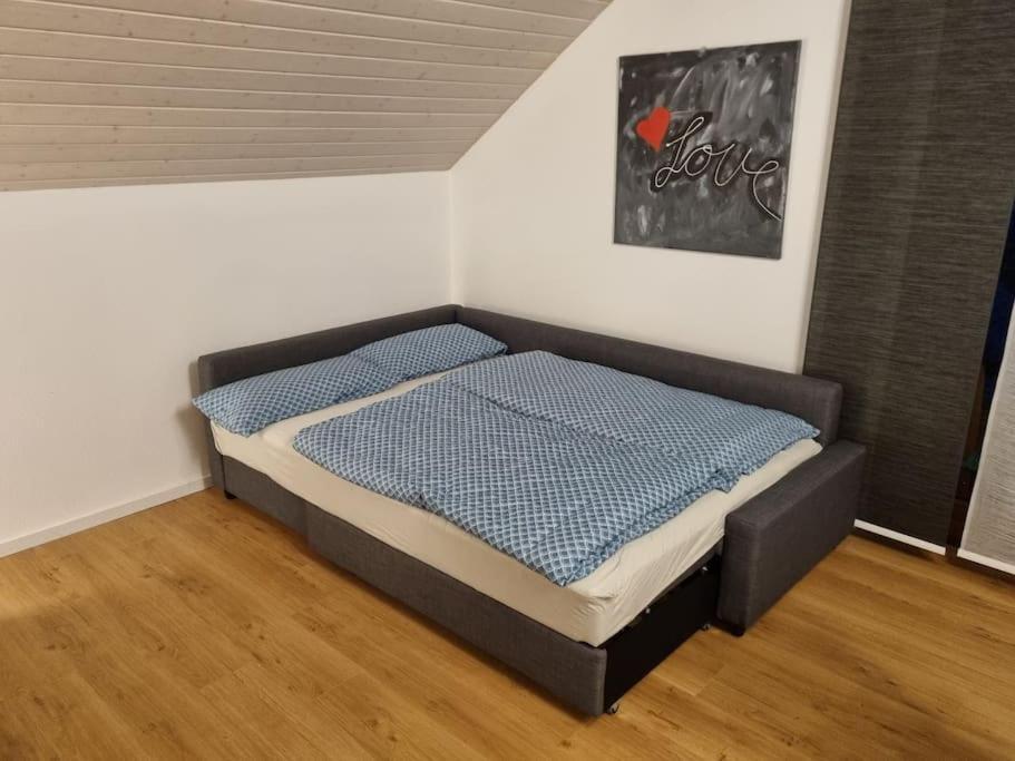 Thierhaupten Gemuetliche Wohnung Am Waldrand מראה חיצוני תמונה